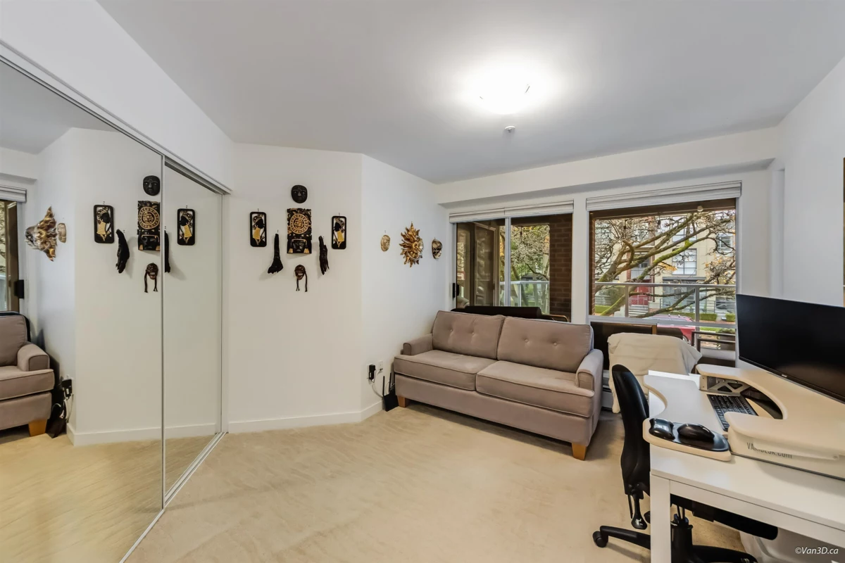 Office / Den Photo of 207 2288 W 12th Avenue, Vancouver, BC