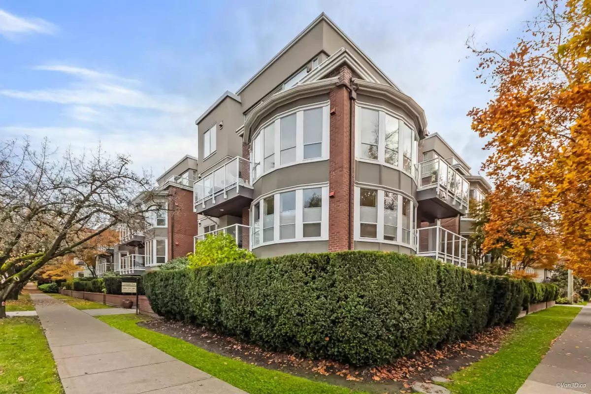 Staircase Photo of 207 2288 W 12th Avenue, Vancouver, BC