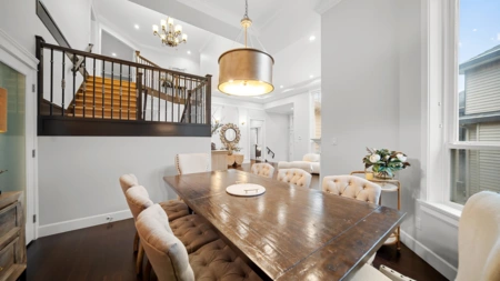 Hallway Photo of 15038 70 Avenue, Surrey, BC