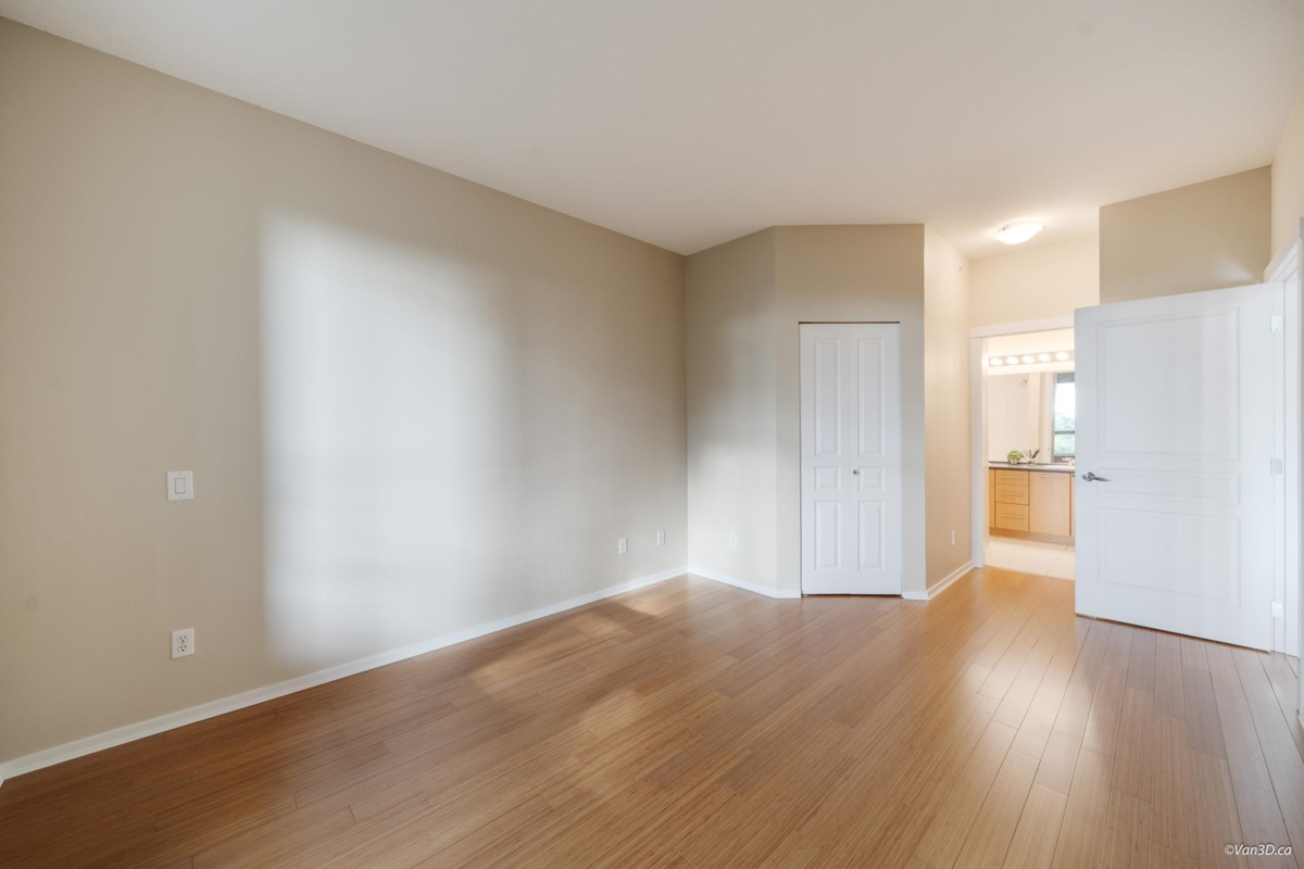 Office / Den Photo of 505 9339 University Crescent, Burnaby, BC