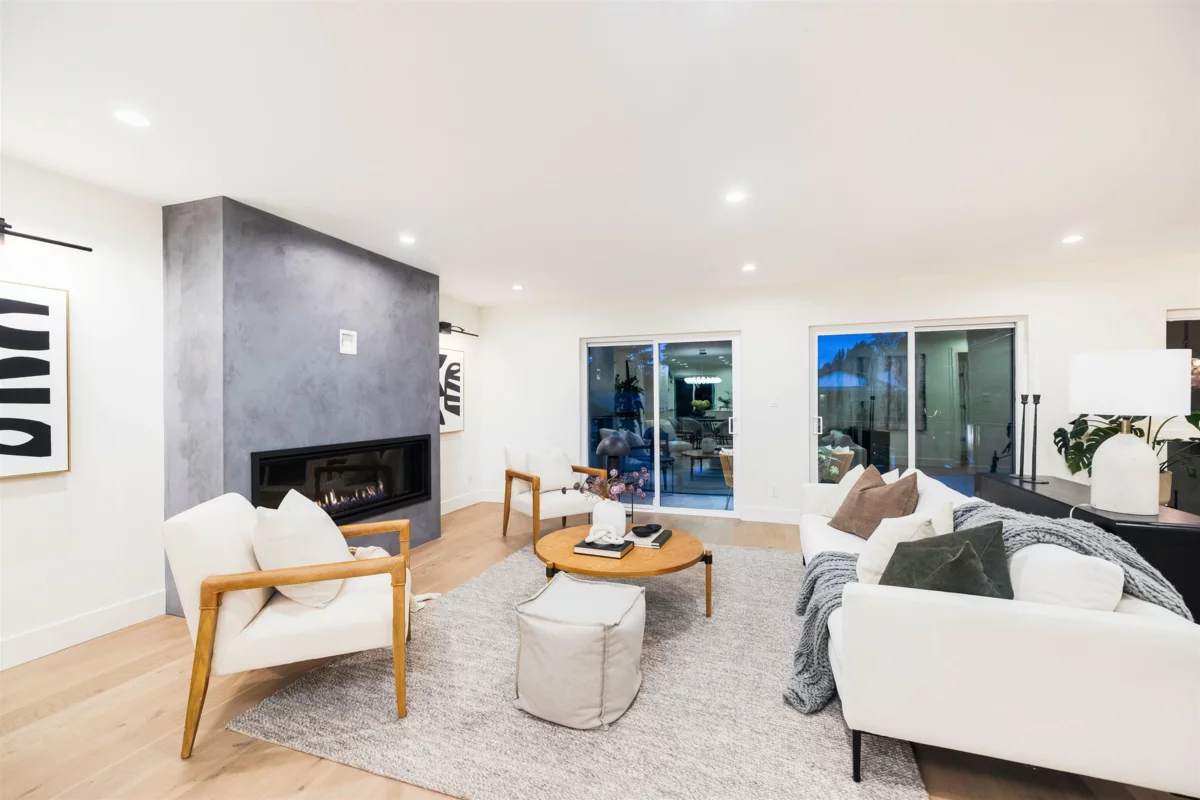 Breakfast Nook Photo of 2654 Masefield Road, North Vancouver, BC