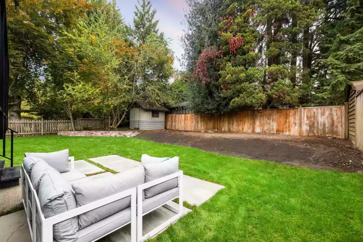 Community Amenities Photo (Clubhouse) of 2654 Masefield Road, North Vancouver, BC