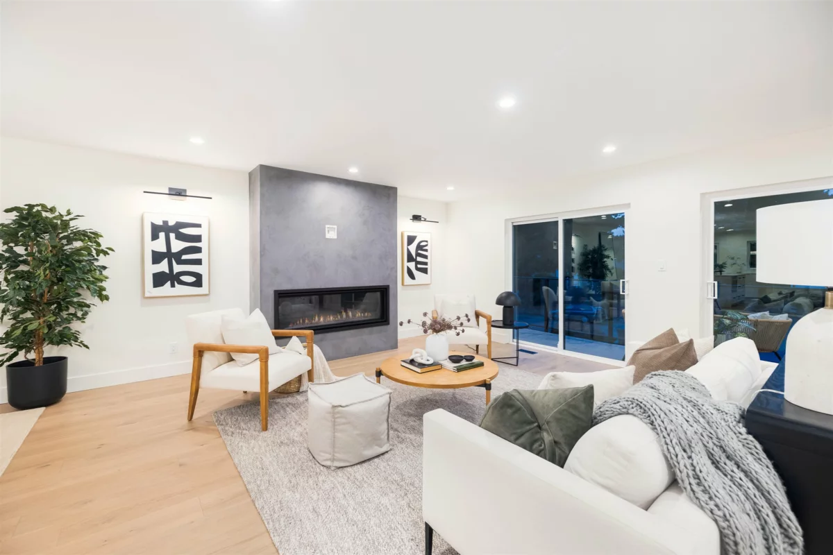 Dining Area Photo of 2654 Masefield Road, North Vancouver, BC