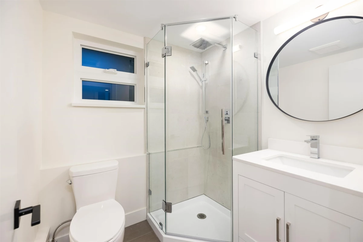 Garden / Landscaping Photo of 2654 Masefield Road, North Vancouver, BC