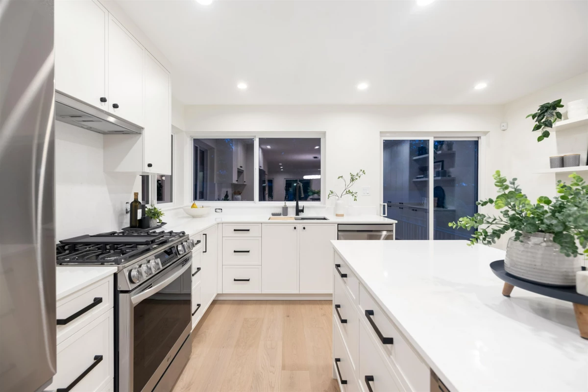 Guest Bathroom Photo of 2654 Masefield Road, North Vancouver, BC