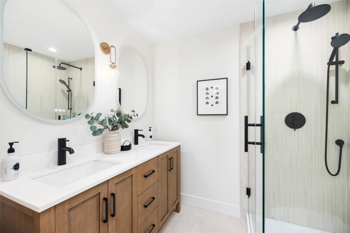 Loft / Bonus Room Photo of 2654 Masefield Road, North Vancouver, BC