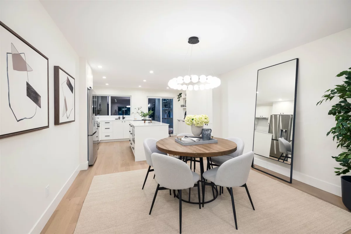 Primary Bathroom Photo of 2654 Masefield Road, North Vancouver, BC
