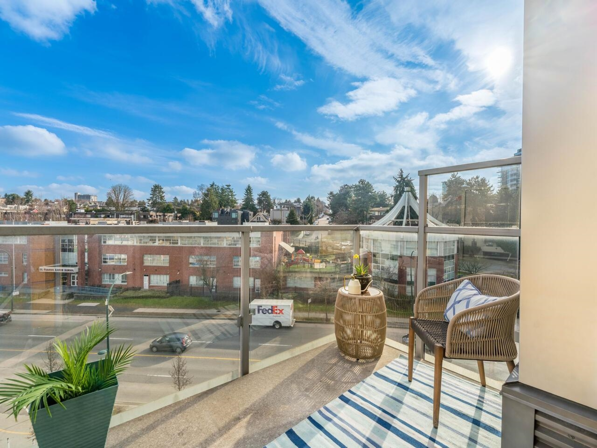 Guest Bathroom Photo of 609 417 Great Northern Way, Vancouver, BC