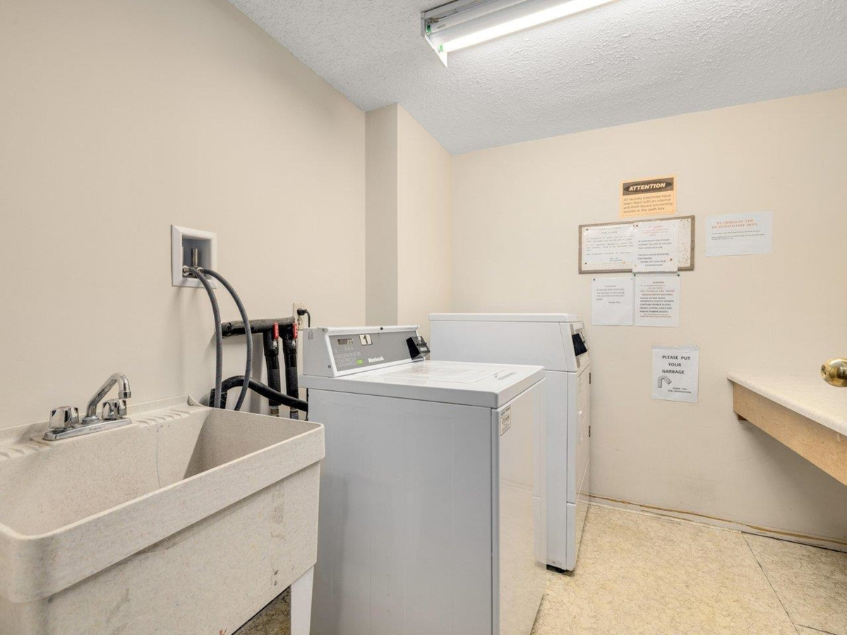 Entry Foyer Photo of 301 8760 Westminster Highway, Richmond, BC