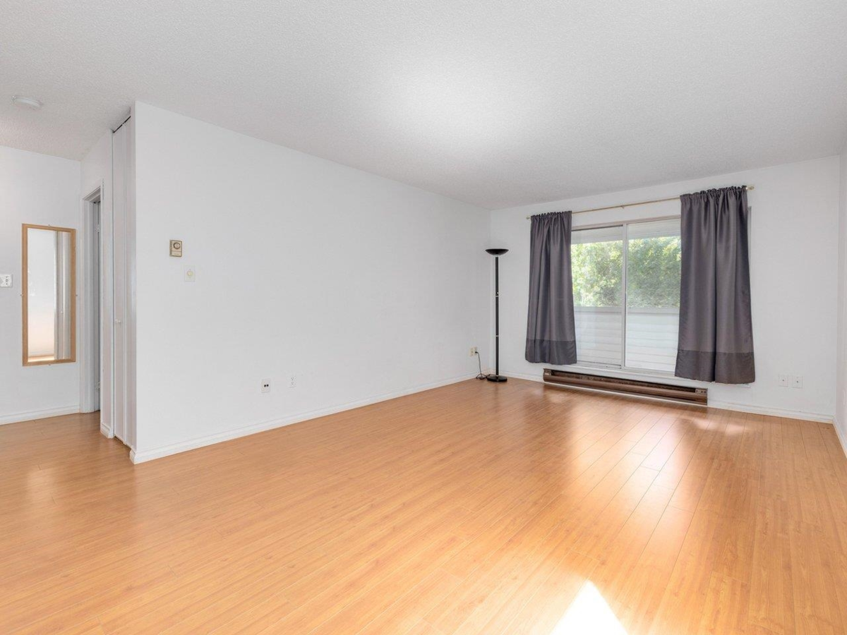 Kitchen Photo of 301 8760 Westminster Highway, Richmond, BC