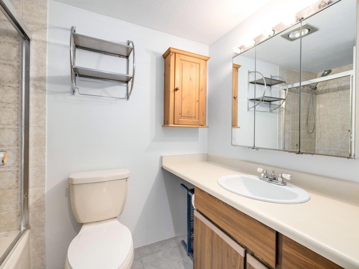 Loft / Bonus Room Photo of 301 8760 Westminster Highway, Richmond, BC