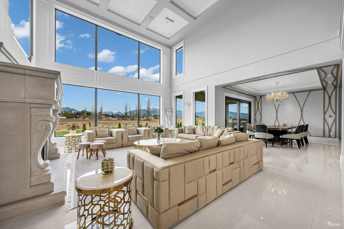 Dining Area Photo of 18782 Old Dewdney Trunk Road, Pitt Meadows, BC