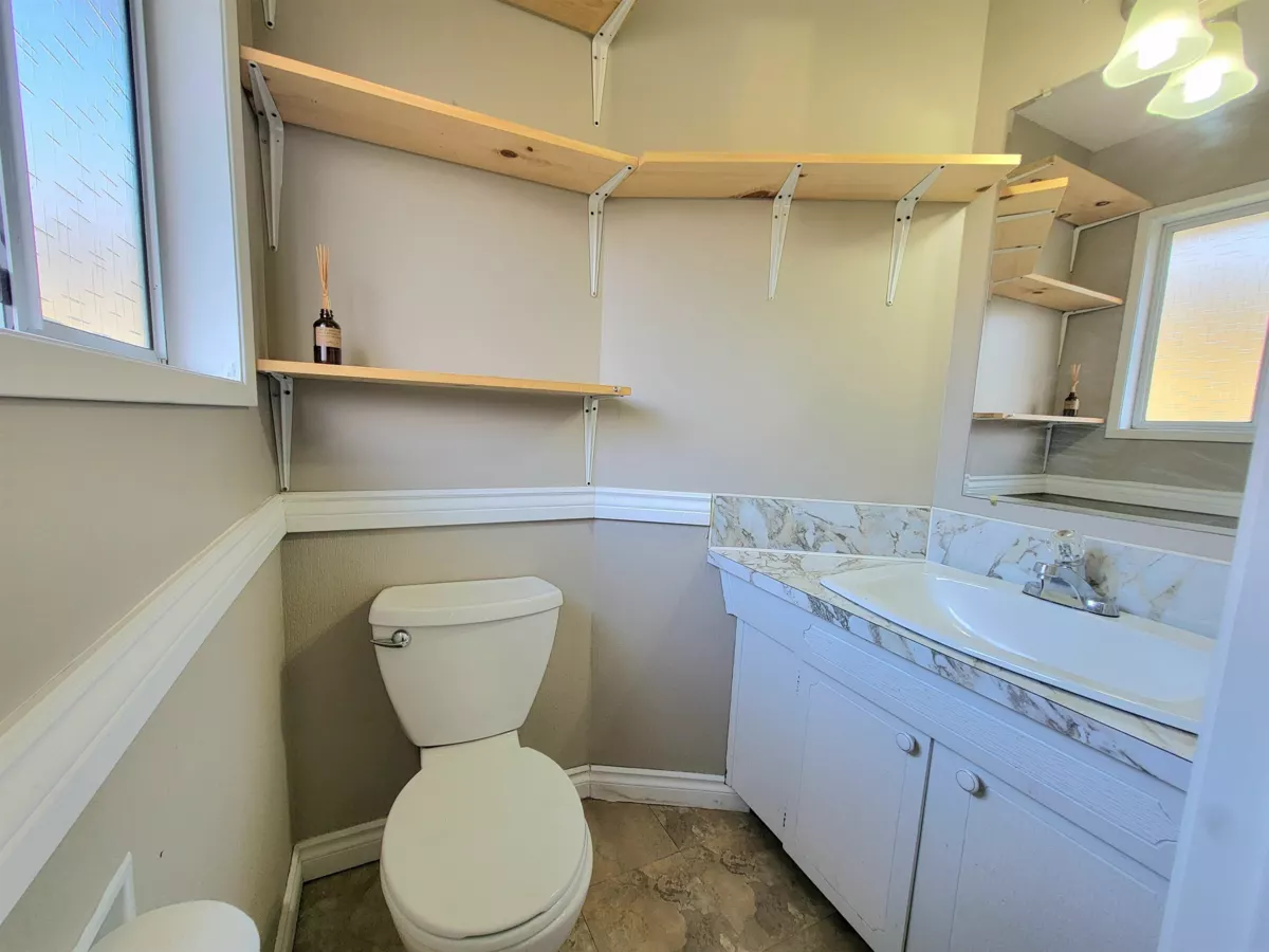 Office / Den Photo of 38295 Chestnut Avenue, Squamish, BC