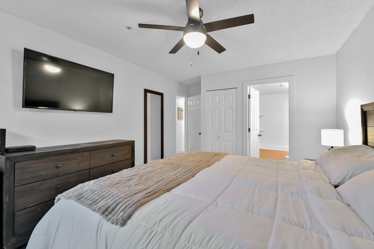 Laundry Room Photo of 203 33165 2 Avenue, Mission, BC