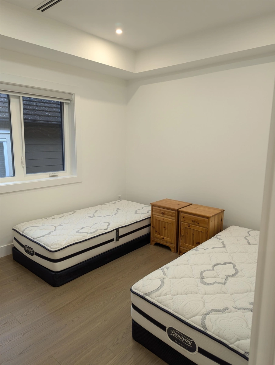 Breakfast Nook Photo of 836 W 61st Avenue, Vancouver, BC