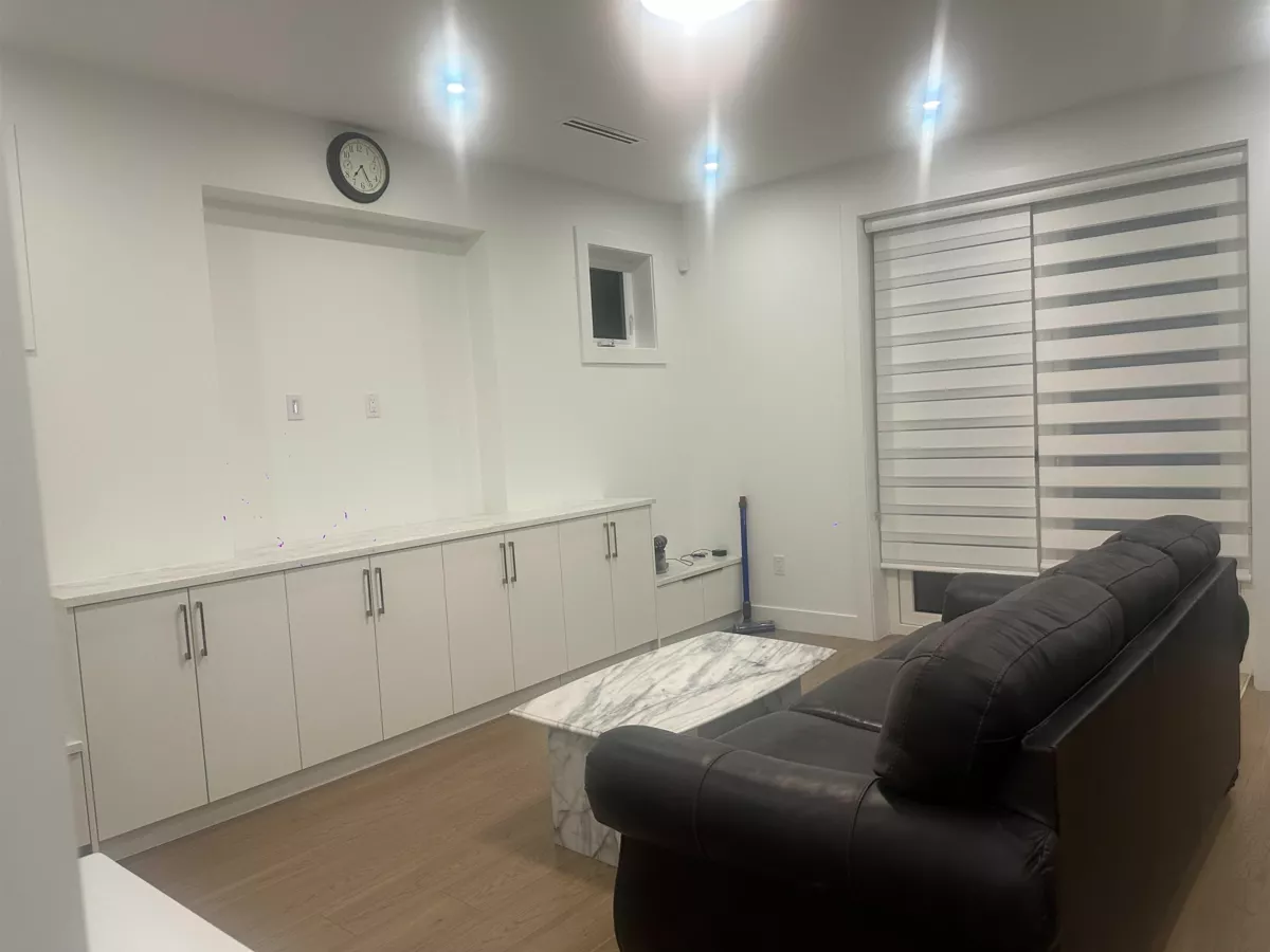 Dining Area Photo of 836 W 61st Avenue, Vancouver, BC