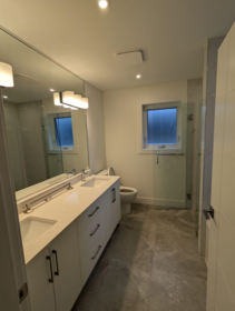 Guest Bathroom Photo of 836 W 61st Avenue, Vancouver, BC