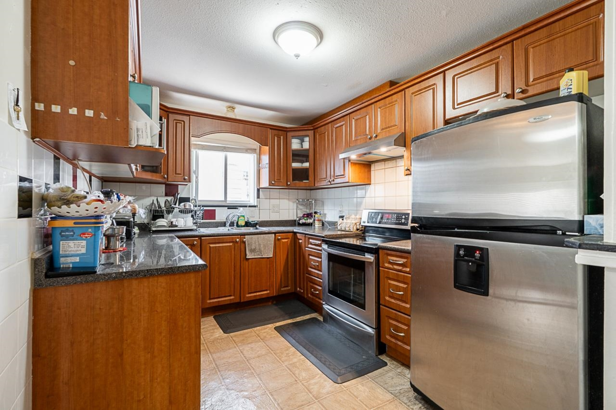 Family Room Photo of 7380 Parkwood Drive, Surrey, BC