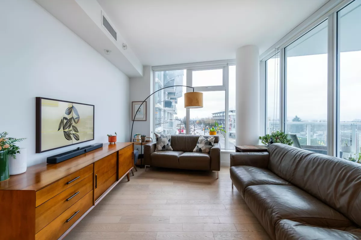 Exterior Rear Photo of 511 2220 Kingsway, Vancouver, BC