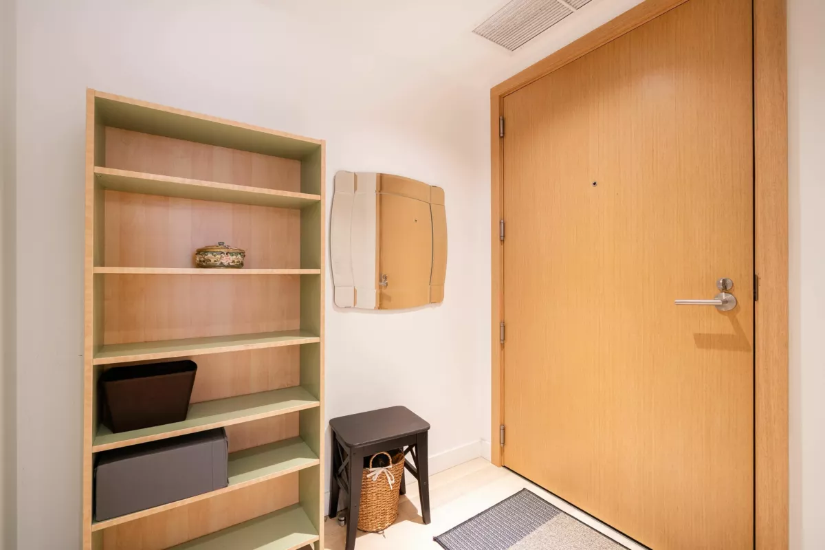 Front Yard Photo of 511 2220 Kingsway, Vancouver, BC