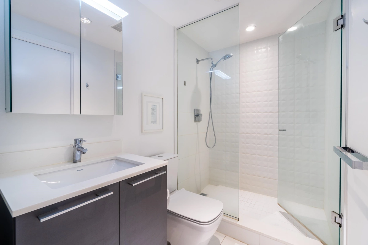 Outdoor Patio Photo of 511 2220 Kingsway, Vancouver, BC