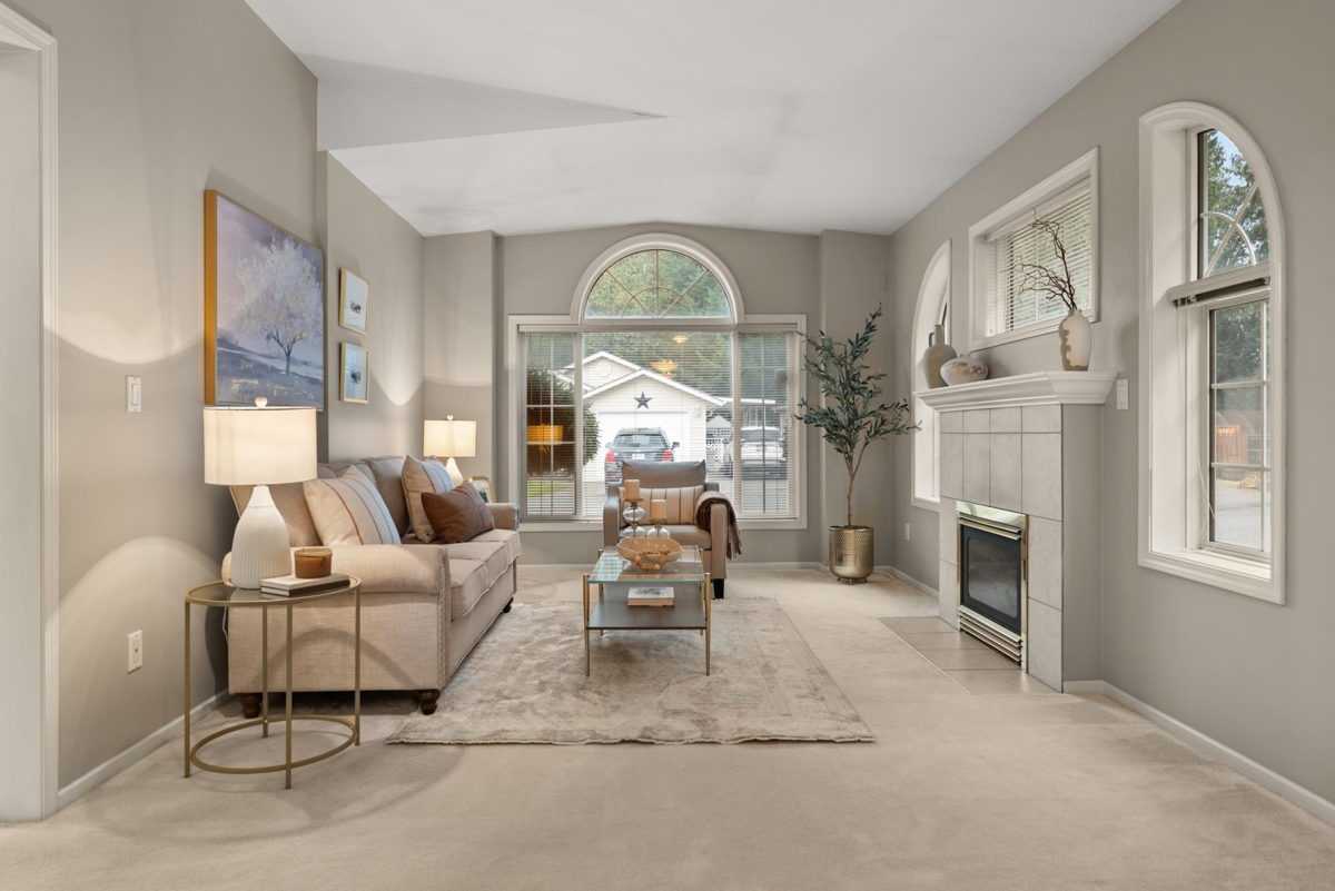 Dining Area Photo of 123 9080 198 Street, Langley, BC