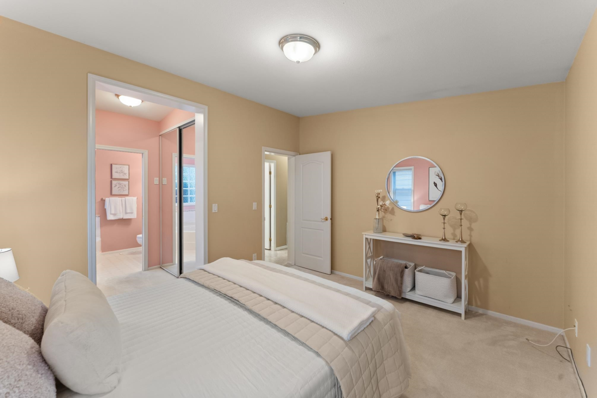 Entry Foyer Photo of 123 9080 198 Street, Langley, BC