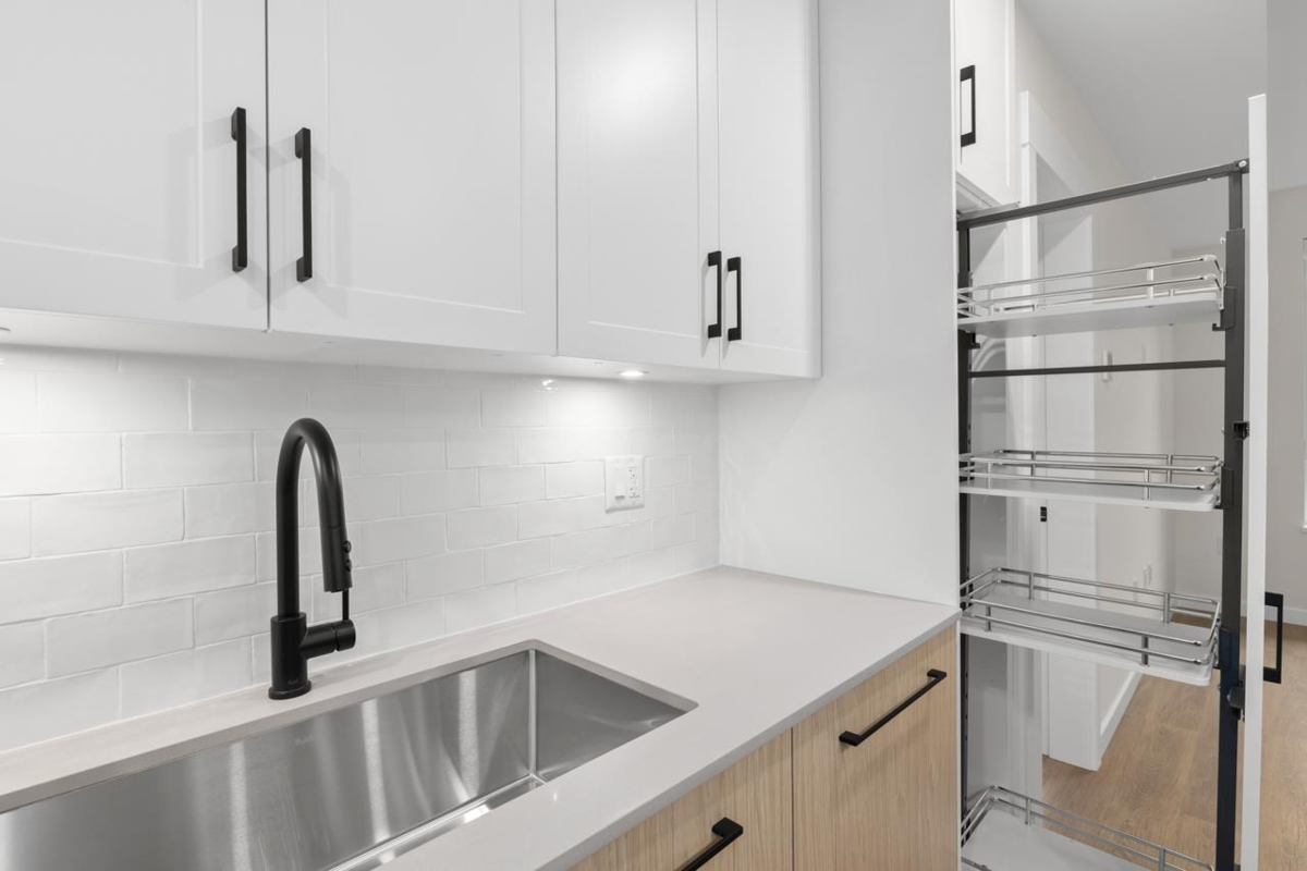 Kitchen Island Photo of 207 27249 Aldergrove Town Centre Drive, Langley, BC