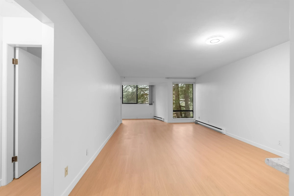 Dining Area Photo of 214 9300 Glenacres Drive, Richmond, BC