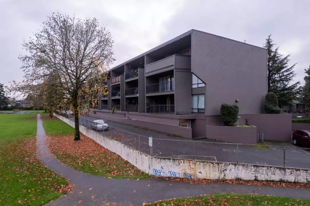Laundry Room Photo of 214 9300 Glenacres Drive, Richmond, BC