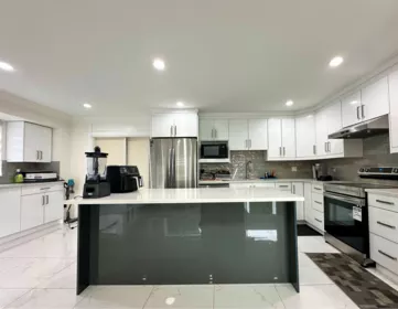 13017 64 Avenue, Surrey, BC, West Newton — 8 bed single family residence for sale