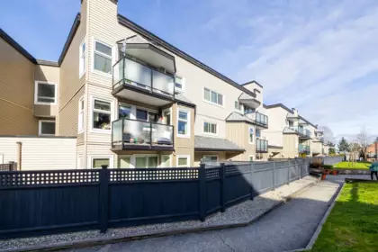 110 1850 E Southmere Crescent, Surrey, BC, Surrey — Apartment/Condo for sale