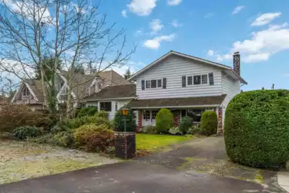 814 Kelvin Street, Coquitlam, BC, Harbour Chines — 3 bed single family residence for sale