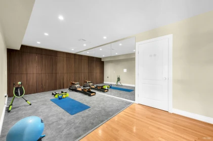 Basement Recreation Room Photo of 848 Fairmile Road, West Vancouver, BC