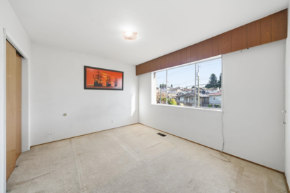 Primary Bathroom Photo of 4561 Manor Street, Vancouver, BC