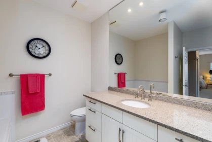 Basement Recreation Room Photo of 15 18939 65 Avenue, Surrey, BC