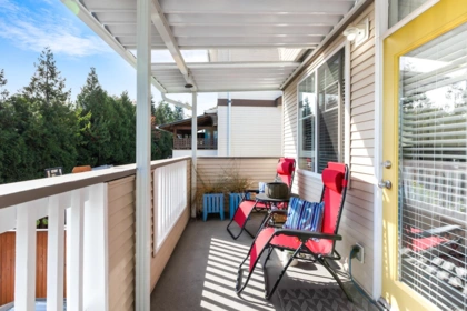 Office / Den Photo of 14876 56a Avenue, Surrey, BC