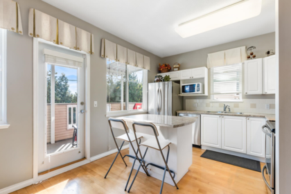 Walk-In Closet Photo of 14876 56a Avenue, Surrey, BC