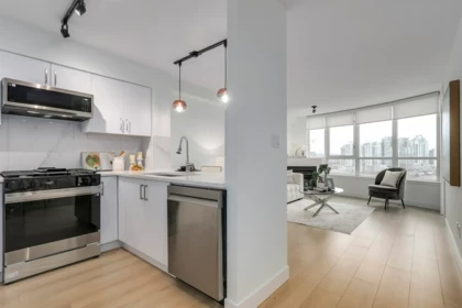 1209 63 Keefer Place, Vancouver, BC, Vancouver — Apartment/Condo for sale
