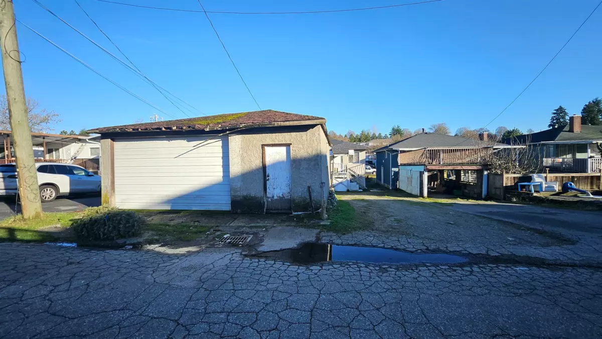 Office / Den Photo of 543 Rupert Street, Vancouver, BC