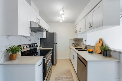 Kitchen Photo of 309 5639 Hampton Place, Vancouver, BC