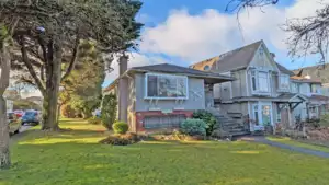 4793 Commercial Street, Vancouver, BC