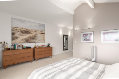 Basement Recreation Room Photo of 1448 Sandhurst Place, West Vancouver, BC