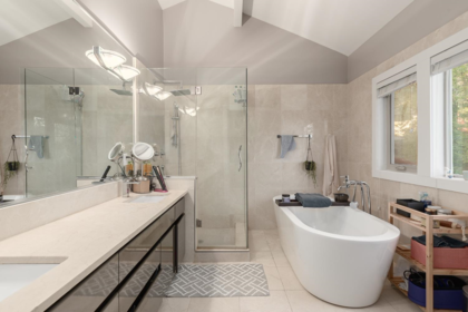 Laundry Room Photo of 1448 Sandhurst Place, West Vancouver, BC