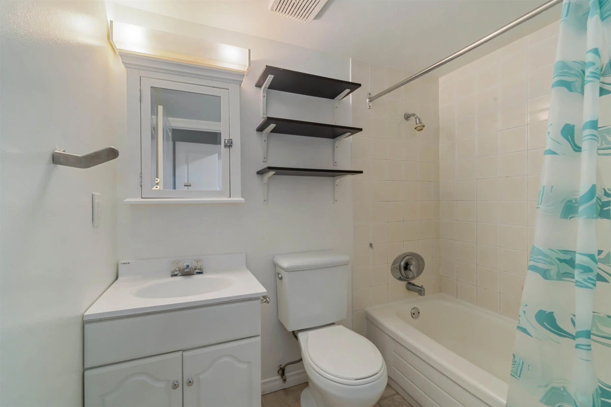 Primary Bathroom Photo of 114 1177 Howie Avenue, Coquitlam, BC