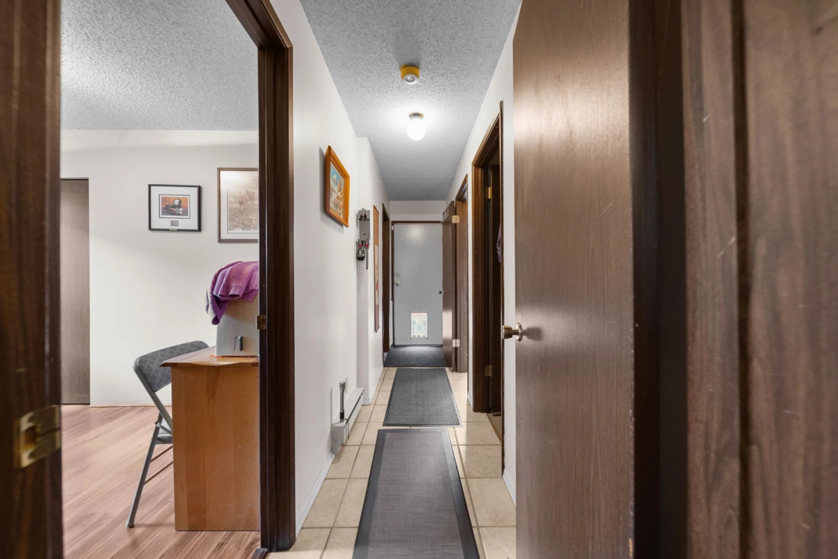 Basement Recreation Room Photo of 8153 122a Street, Surrey, BC