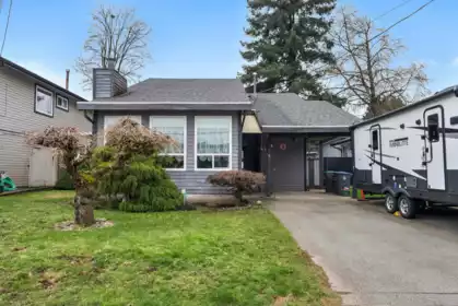 8153 122a Street, Surrey, BC, Queen Mary Park Surrey — 3 bed single family residence for sale