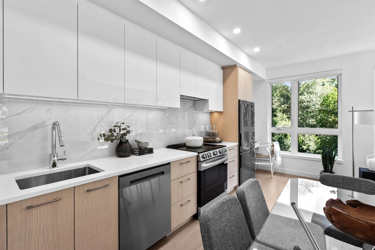 Dining Area Photo of 507 150 James Road, Port Moody, BC