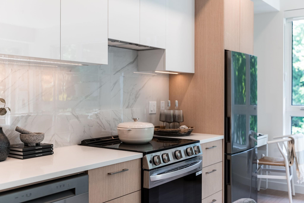 Walk-In Closet Photo of 507 150 James Road, Port Moody, BC