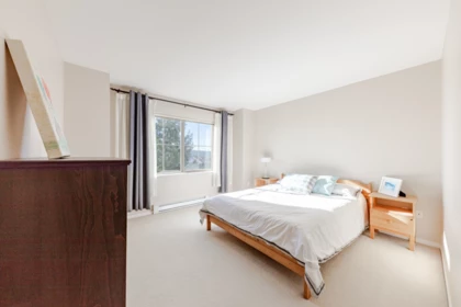 Basement Recreation Room Photo of 3 3065 Dayanee Springs Boulevard, Coquitlam, BC